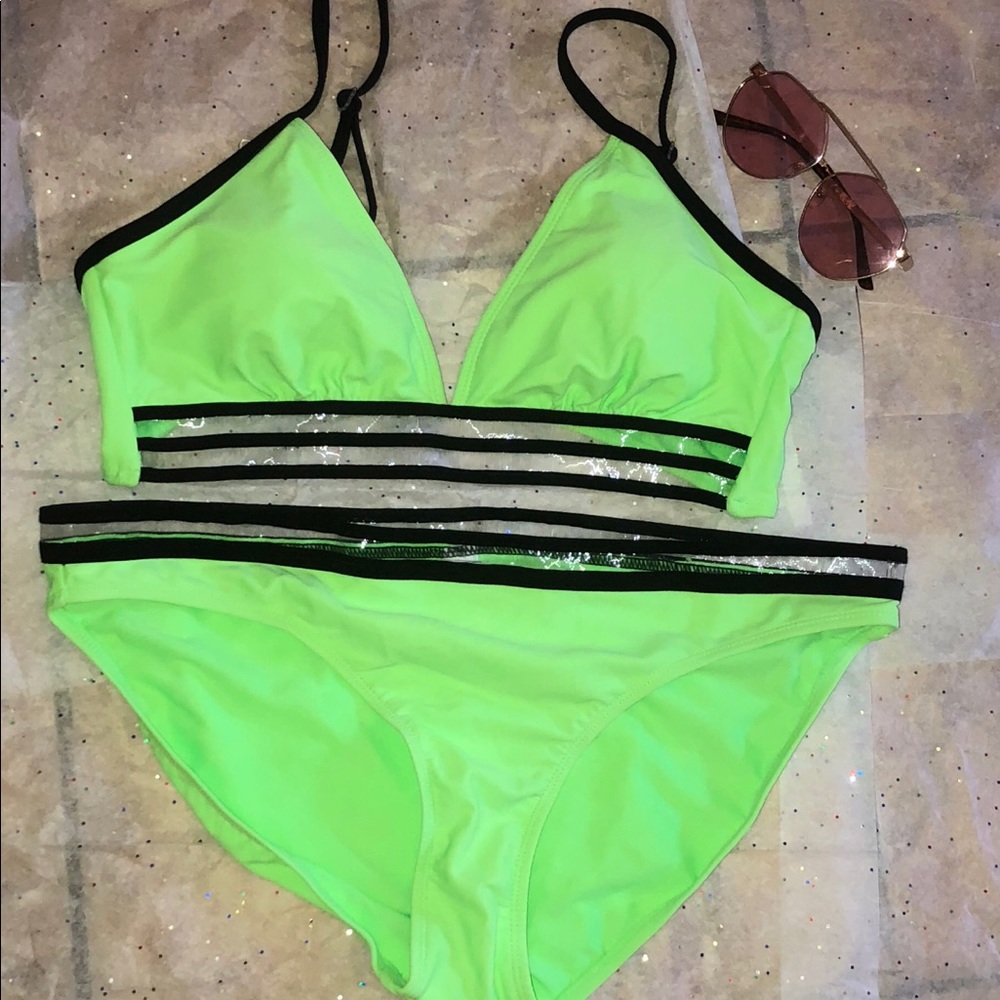 Gorgeous neon green 2 piece bikini size xl